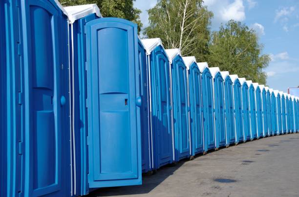 Porta potty rental for outdoor events in Willowick, OH